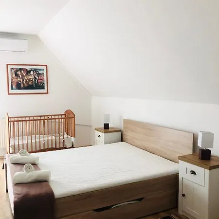 Apartment Virag Vonyarcvashegy